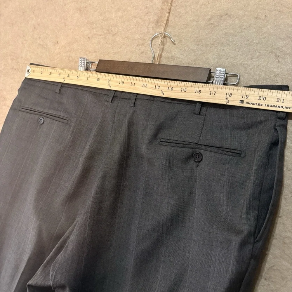 Jos A Bank Wool Suit Men 50R (52